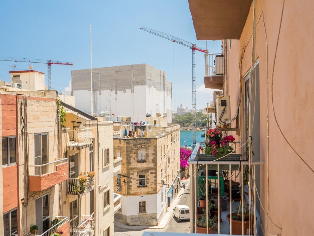 Isola Del Mar Hotel Gzira Exterior photo
